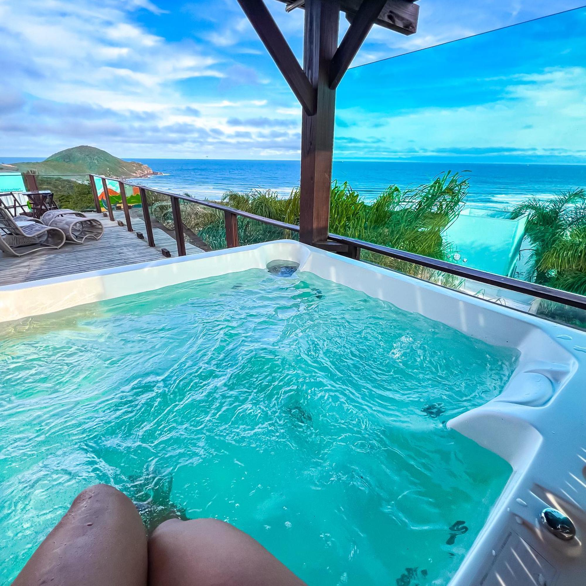 Pousada Descanso Do Rei - Vista Para O Mar & Melhor Localizacao Da Praia Do Rosa Bagian luar foto